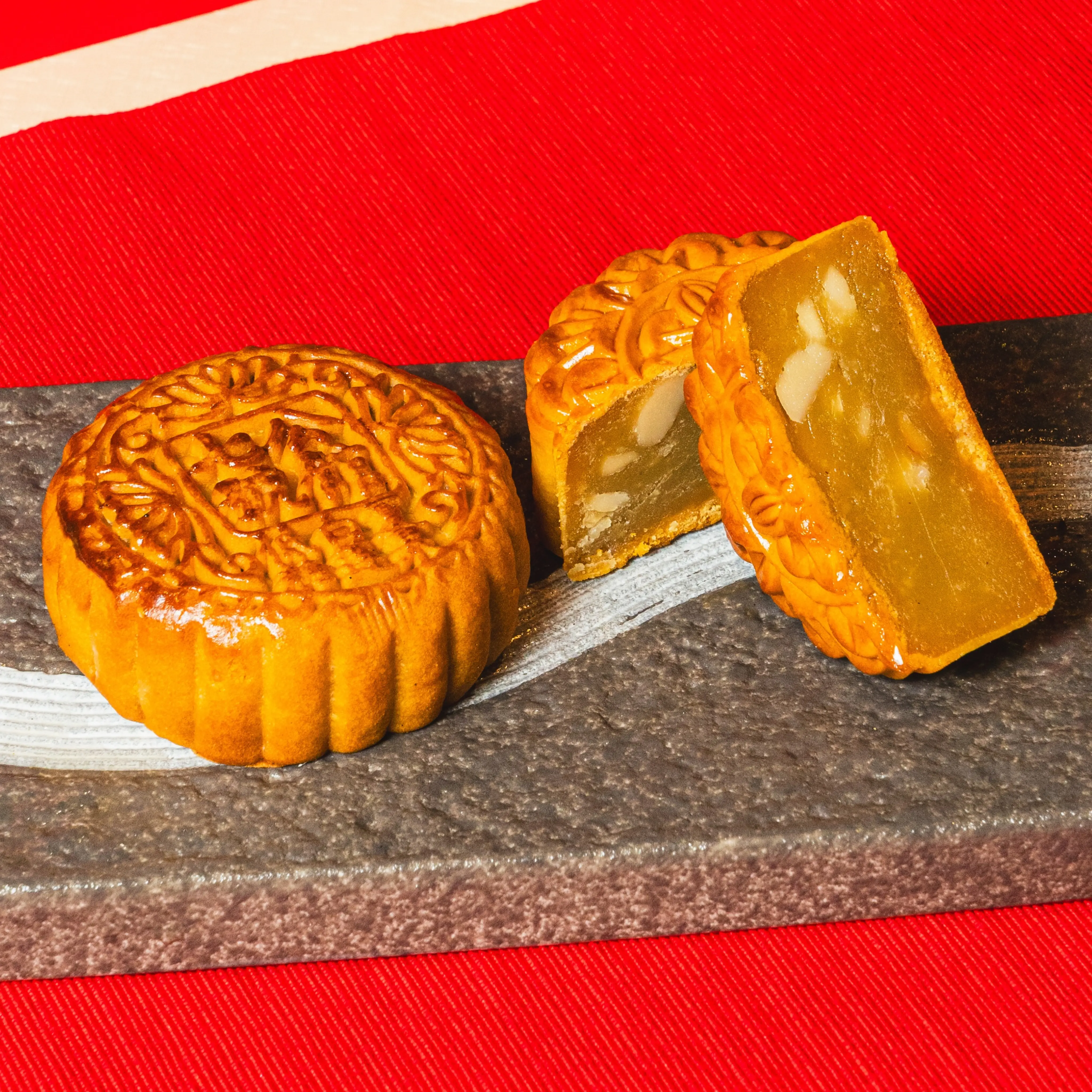 Macadima Mooncake